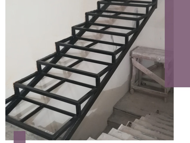 Демонтаж лестниц на металлокаркасе в Кохме: быстрый вывоз и разбор