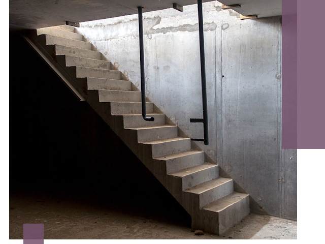 Изготовление и монтаж лестниц в подвале в Кохме