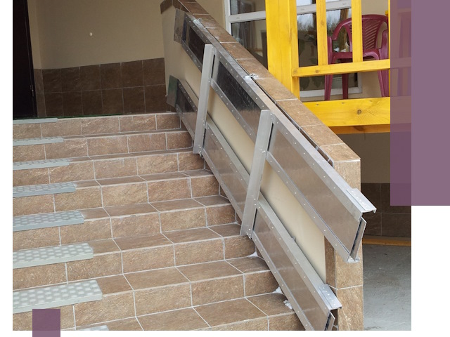 Откидные пандусы под ключ в Кохме — монтаж и демонтаж