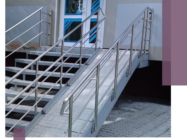 Пандус на крыльцо под ключ в Кохме: монтаж и изготовление