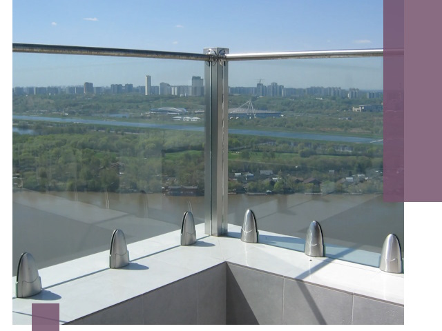 Стеклянные парапеты премиум класса в Кохме для домов и бизнесов